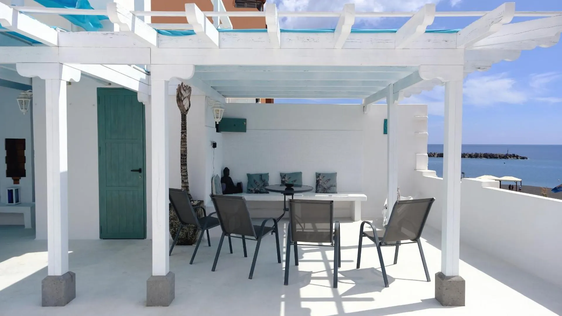 بيت للعطل Rooftop Dreamhouse - 3Br With Seaviews سانتا كروث ذي لا بال